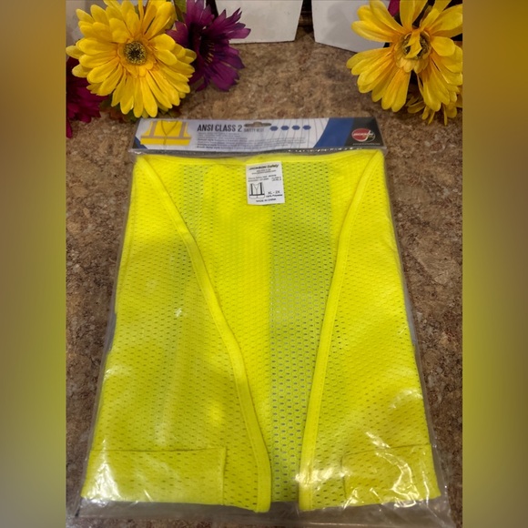 New Jackson Safety ANSI Class 2 DELUXE Yellow Mesh Reflective Safety Vest XL-2X - Picture 6 of 8